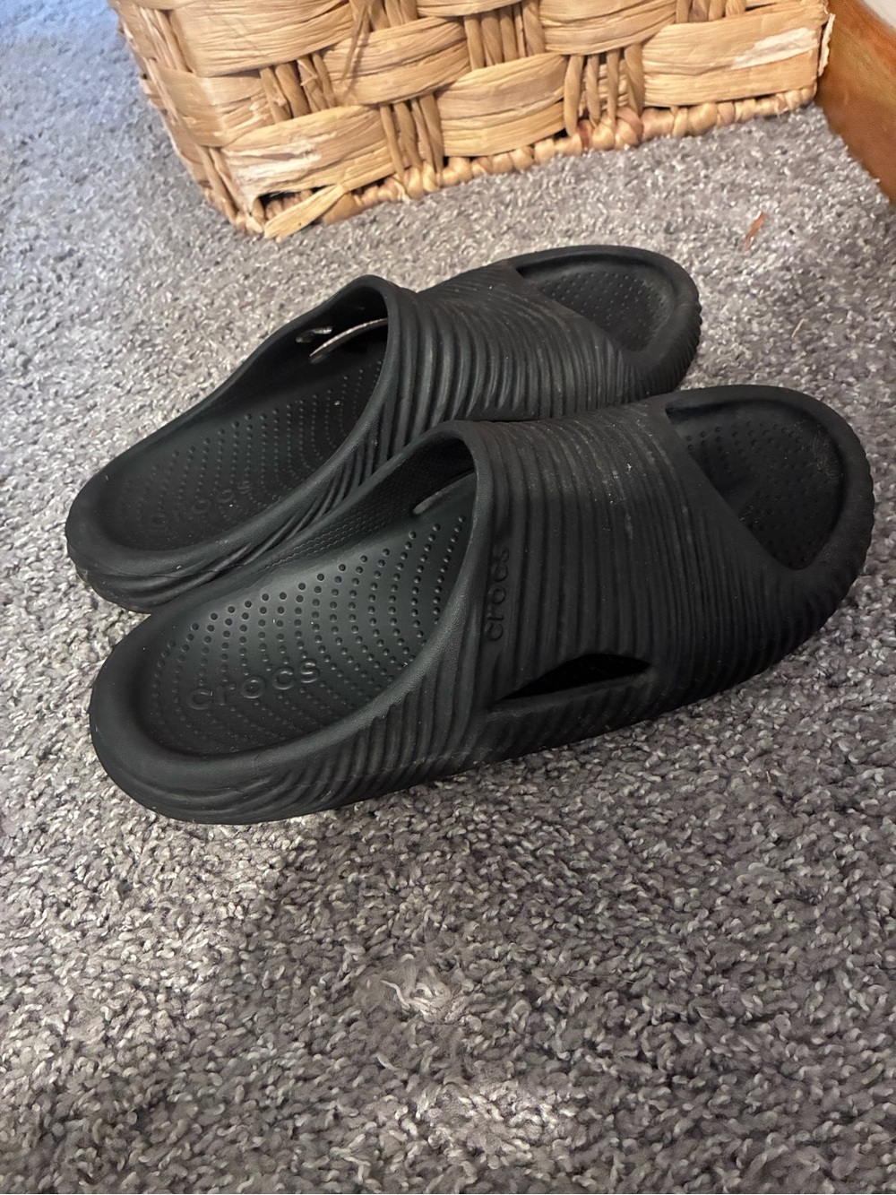 CROCS Men’s Black Mellow Recovery Slide